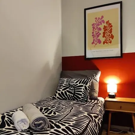 Apartment In The Heart Of